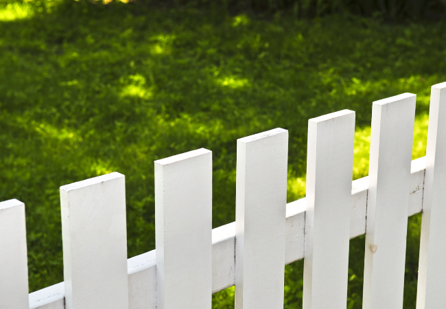 What Is the Average Cost to Install a Wood Fence in Palm Beach County, FL?