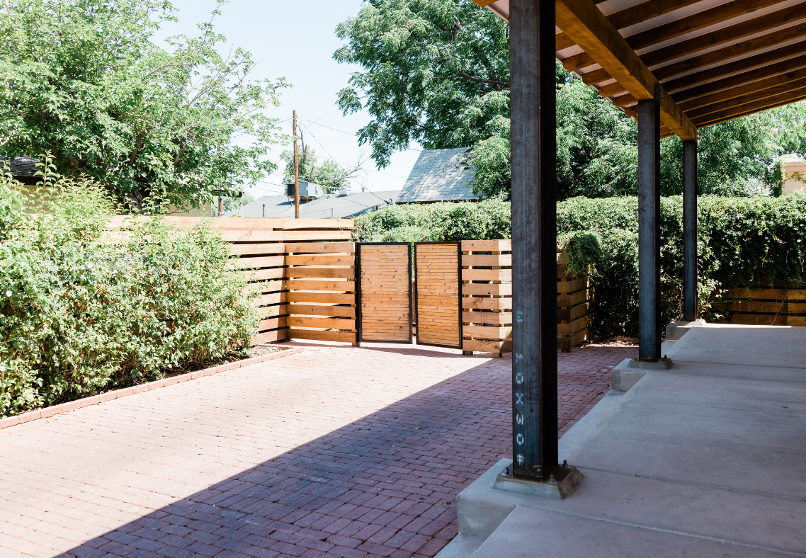 The Benefits Of Installing A Gate And Fence Around Your Florida Home
