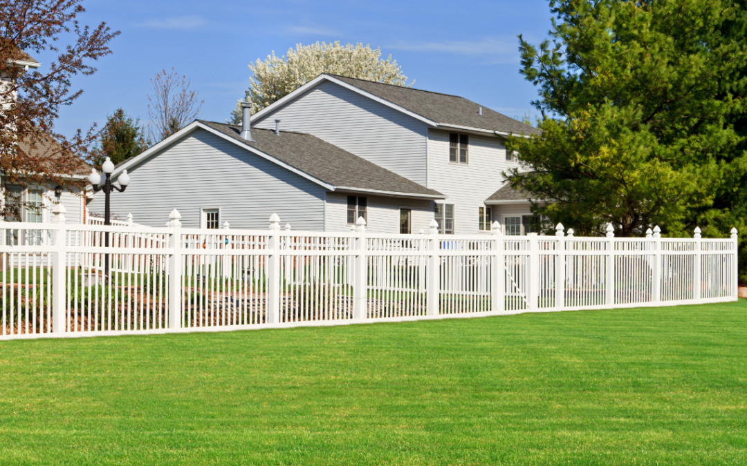 How to Determine the Best Fence Height for Your Property in 2025