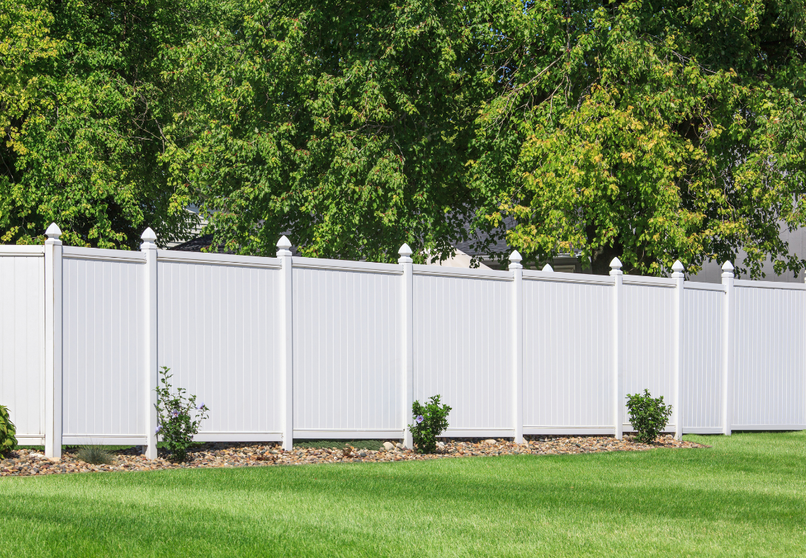 privacy fence Most Popular Color Privacy Fences For Florida Homeowners