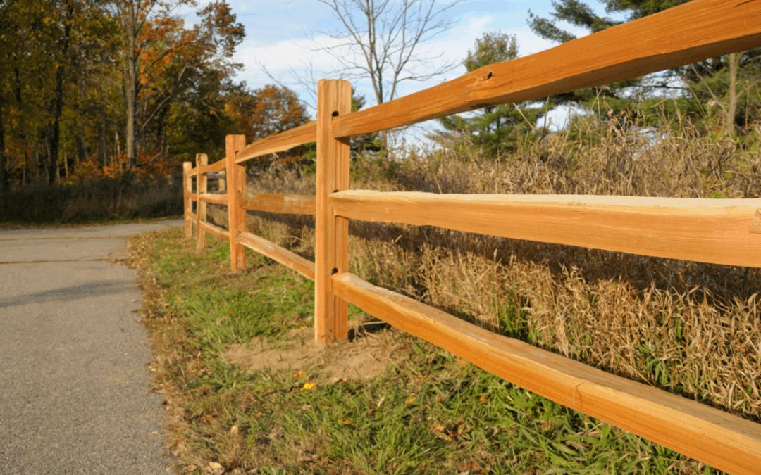 The Difference Between Round Rail And Split Rail Fences 