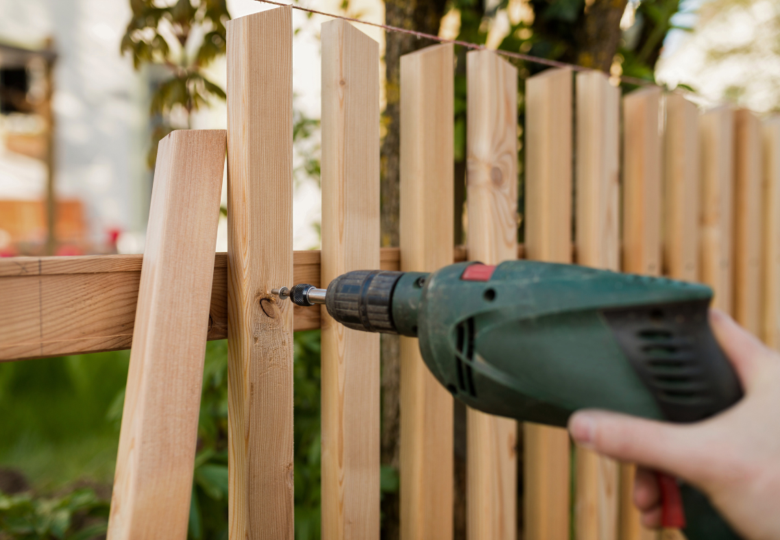 Why You Should Replace Your Fence In December In Palm Beach County
