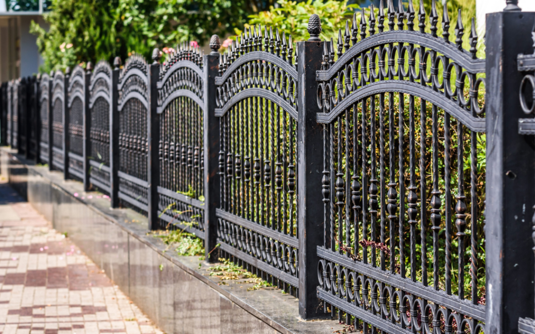 Aluminum Fence Design Trends For Florida Homeowners In 2026